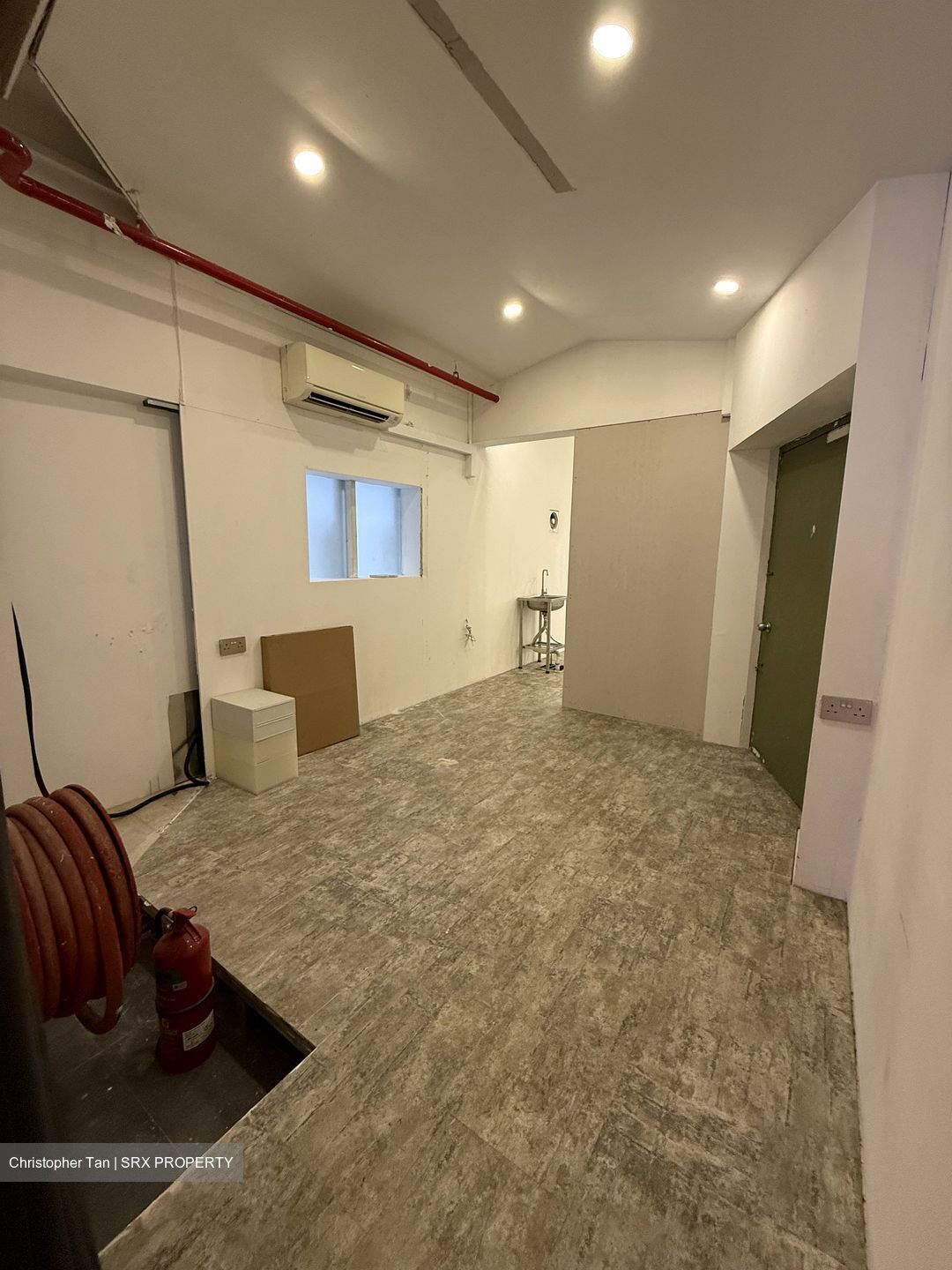 Seah Street (D7), Retail #632950811